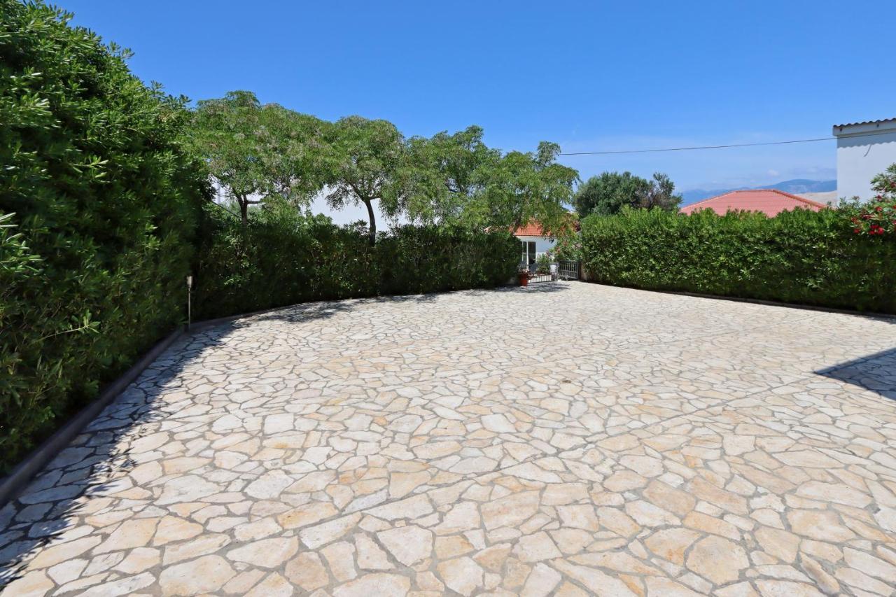 Seaside Apartments With A Swimming Pool Pag - 6412 Pag Town Buitenkant foto