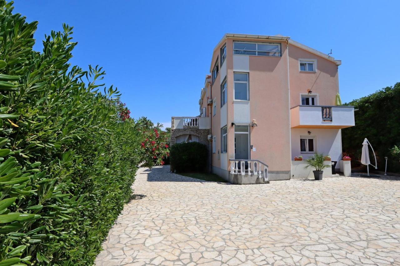 Seaside Apartments With A Swimming Pool Pag - 6412 Pag Town Buitenkant foto
