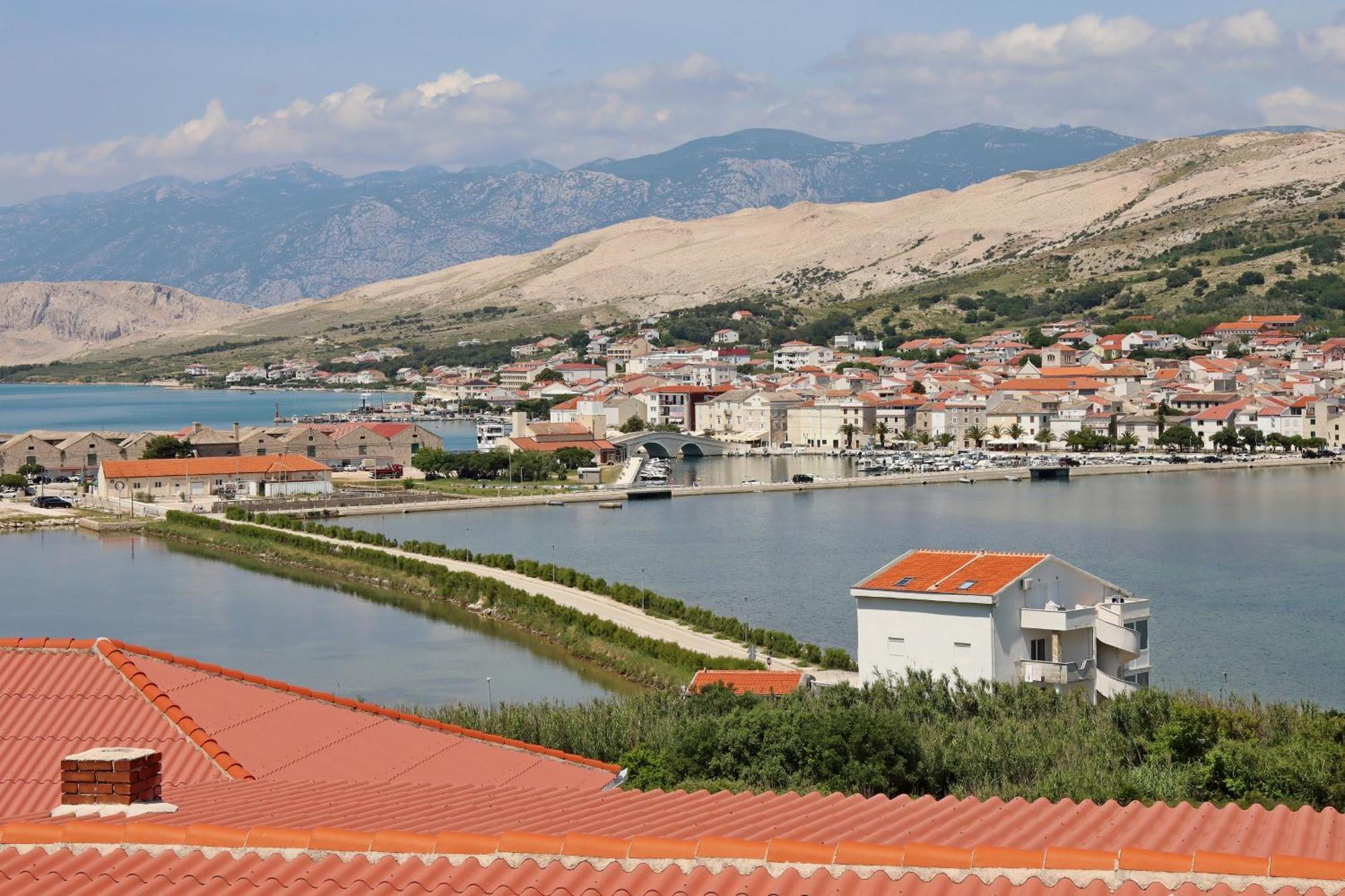 Seaside Apartments With A Swimming Pool Pag - 6412 Pag Town Buitenkant foto