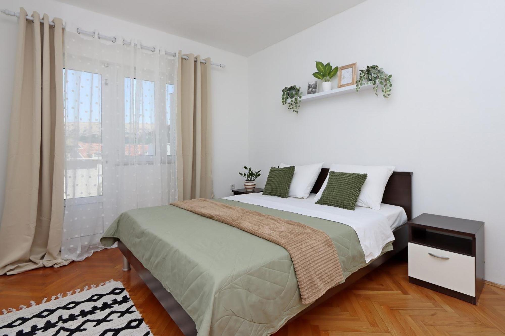 Seaside Apartments With A Swimming Pool Pag - 6412 Pag Town Buitenkant foto