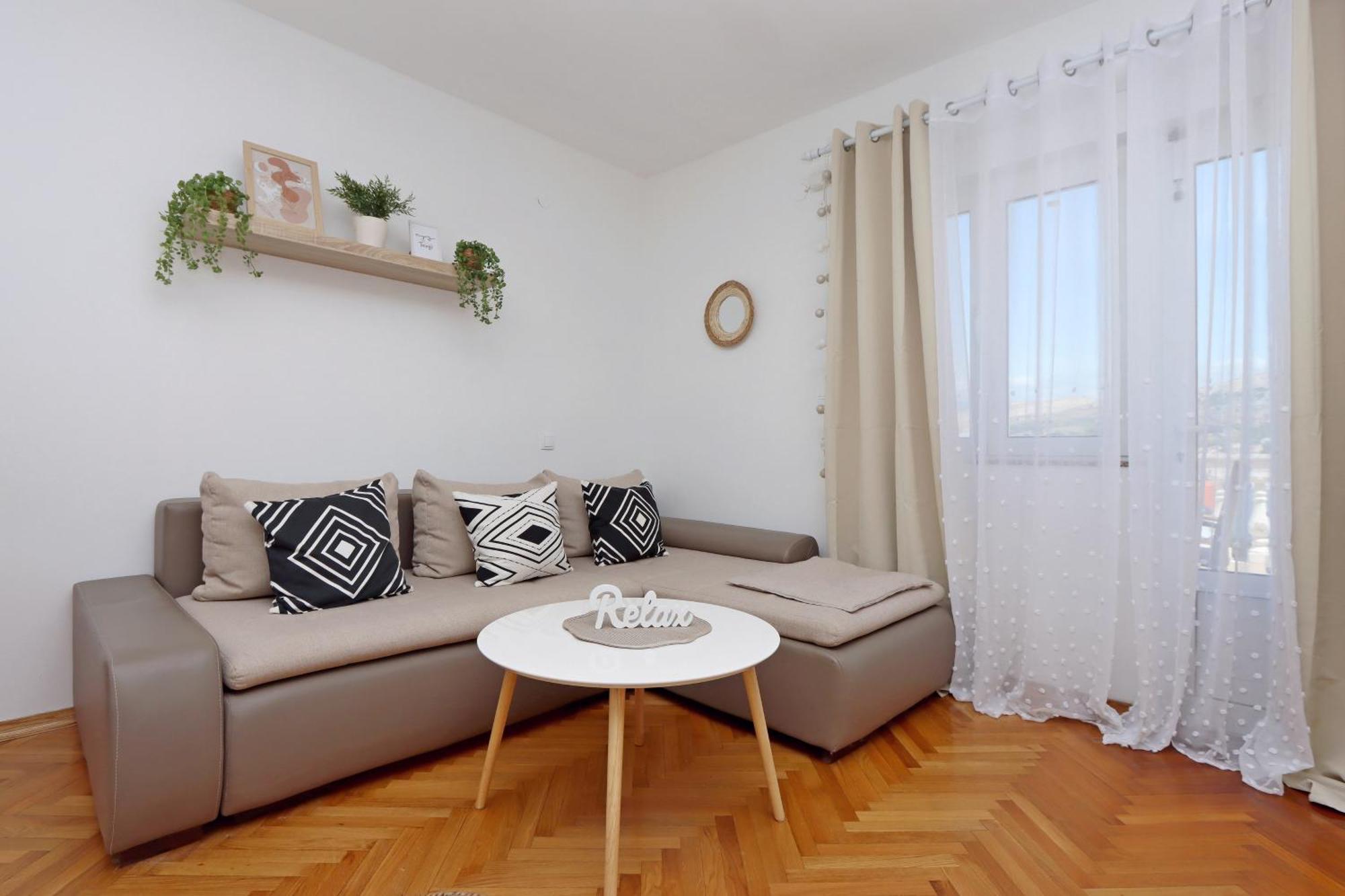 Seaside Apartments With A Swimming Pool Pag - 6412 Pag Town Kamer foto